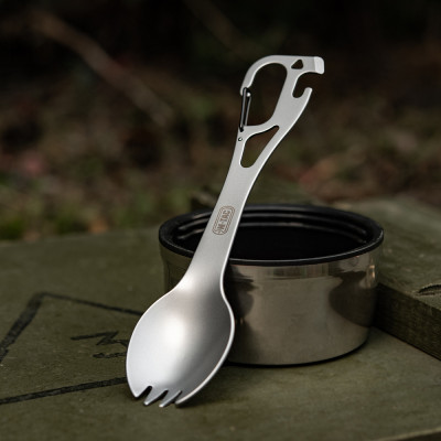 M-Tac nerūsējošā tērauda sporks 14,8 cm ar karabīnu — 7/10