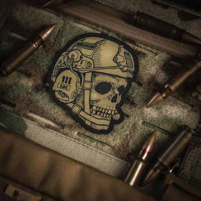 M-Tac operatora galvaskausa morāles plāksnīte Oksfordas, Coyote