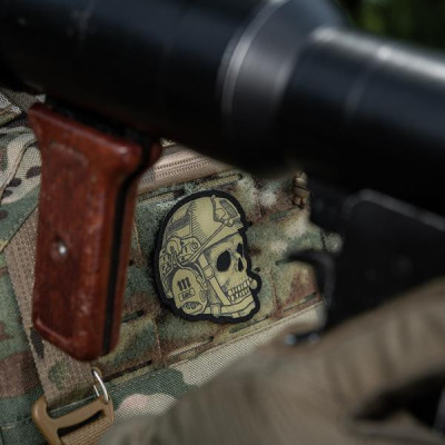 M-Tac operatora galvaskausa morāles plāksnīte Oksfordas, Coyote