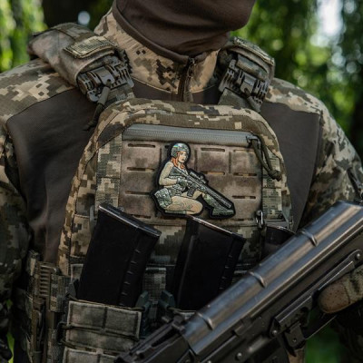 M-Tac Tactical Girl vikingu PVC plāksnīte 8 × 10 cm — 3/8