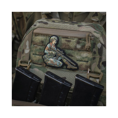 M-Tac Tactical Girl jakudzu PVC plāksnīte 8 × 10 cm